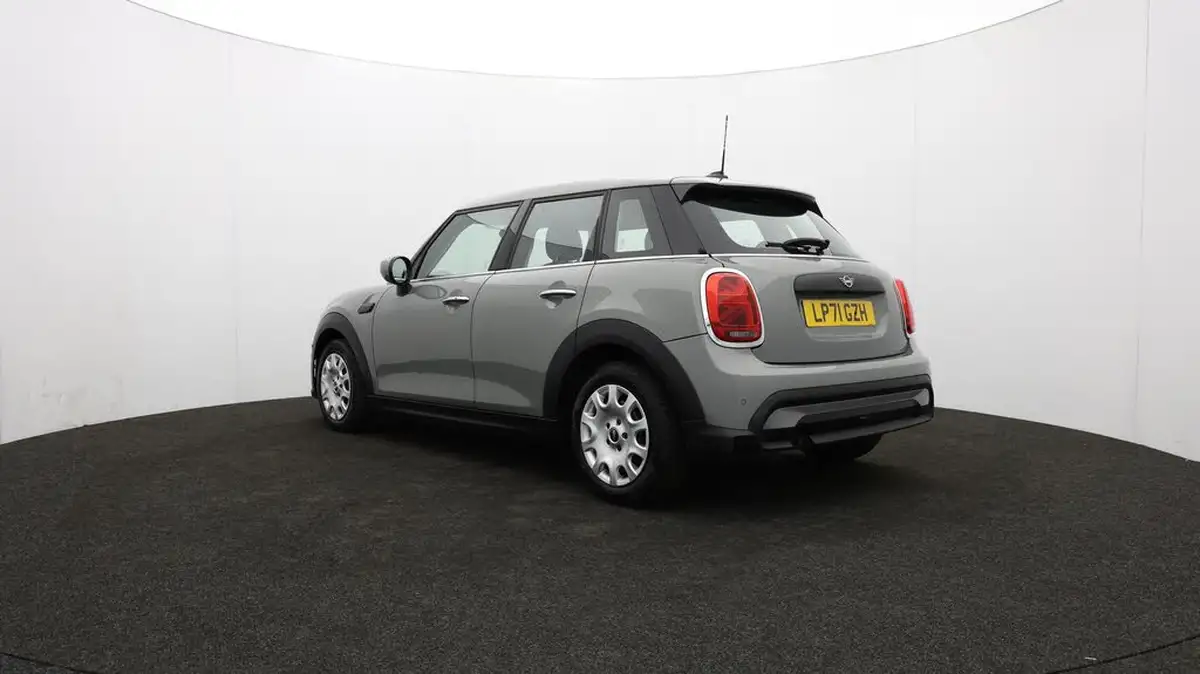 2022-mini-cooper-15-one-classic-5d-big-77