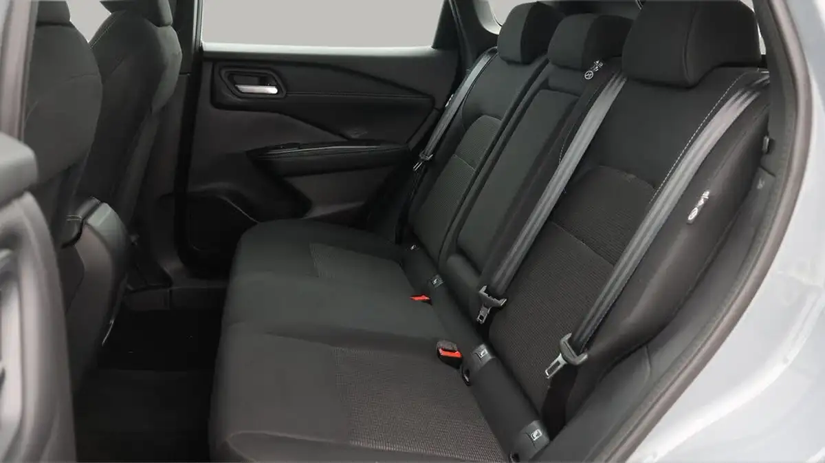 2023-nissan-qashqai-13-dig-t-acenta-premium-140ps-big-16