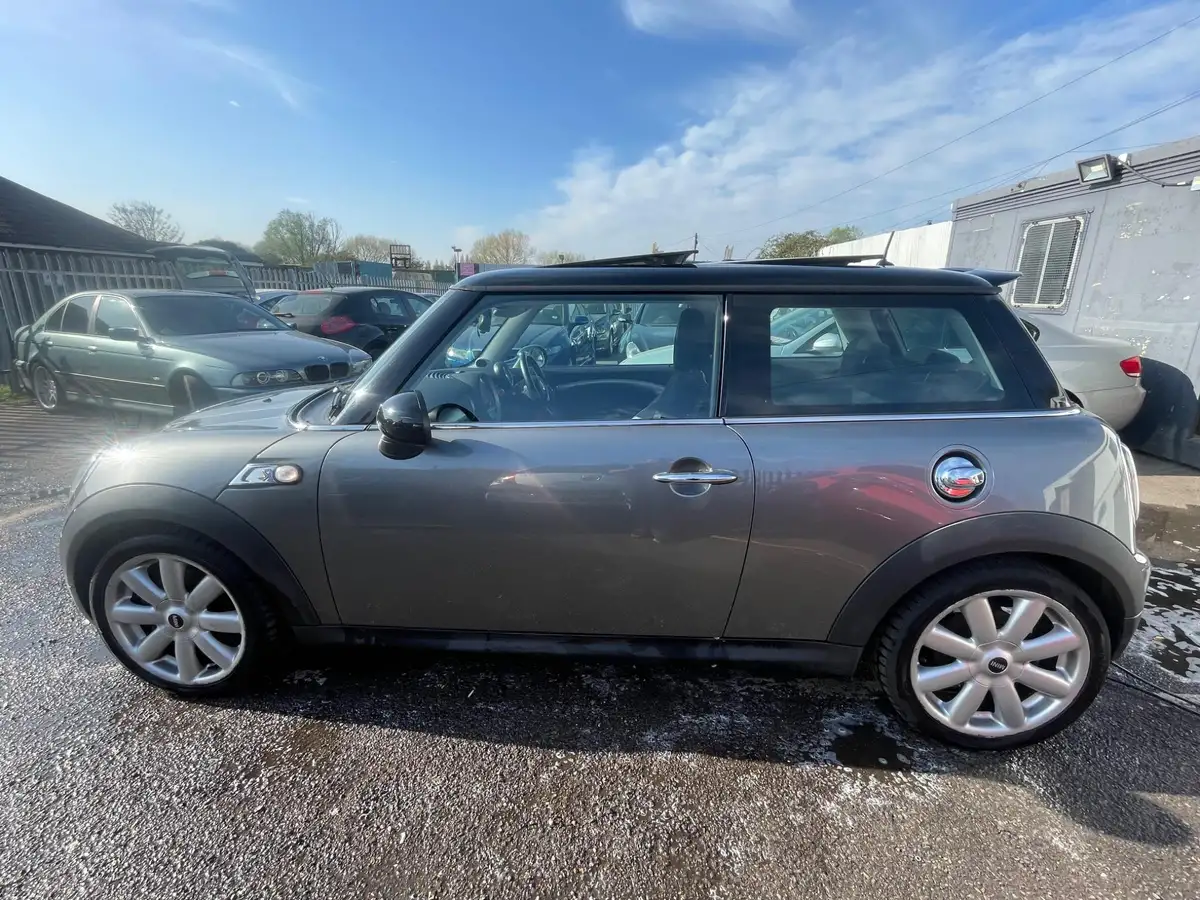 2008-mini-cooper-16-cooper-s-175bhp-hatchback-3d-big-3