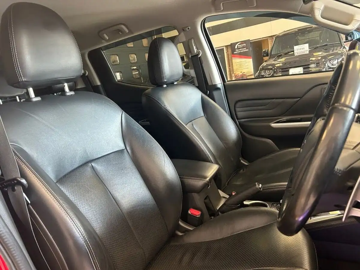 2021-mitsubishi-l200-22di-d-barbarian-auto-big-13