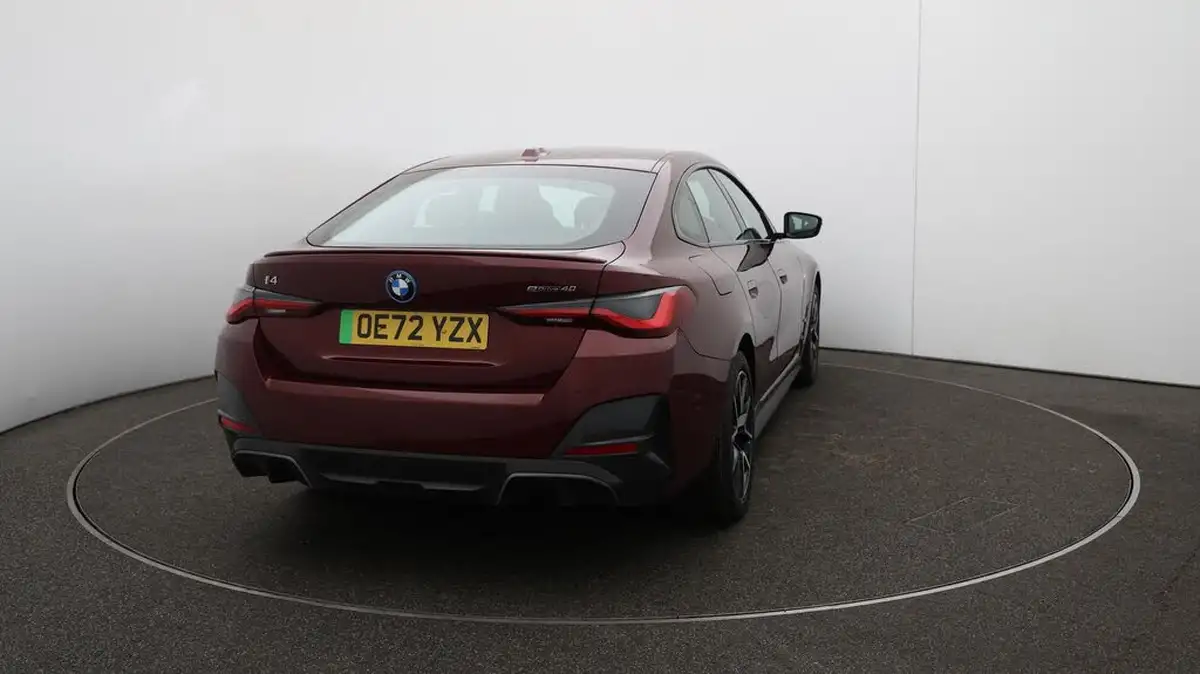 2022-bmw-i4-e-edrive40-m-sport-big-58