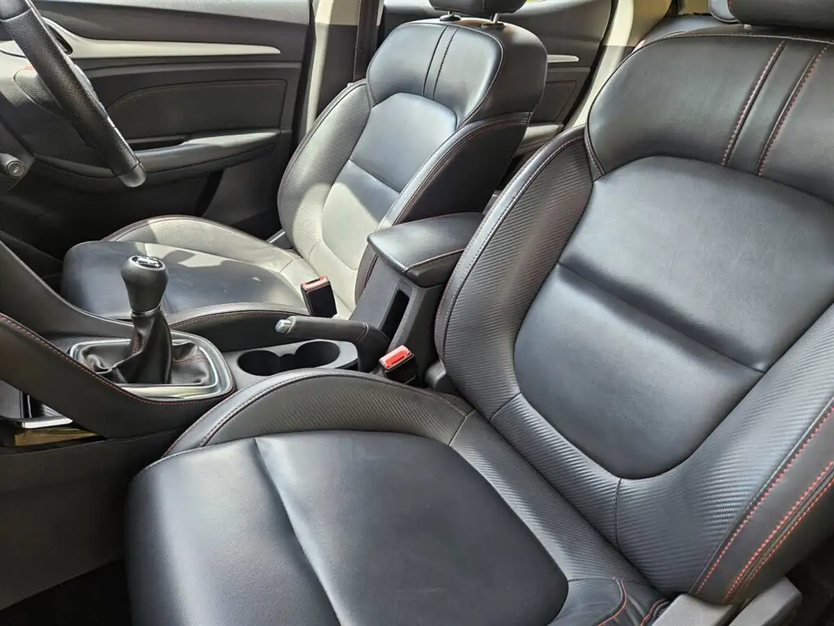 2021-mg-zs-suv-15-vti-tech-exclusive-big-15