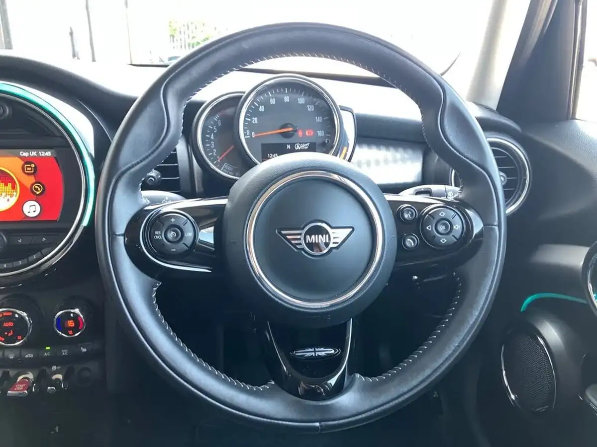 2019-mini-cooper-15-cooper-exclusive-134bhp-hatchback-5d-big-16