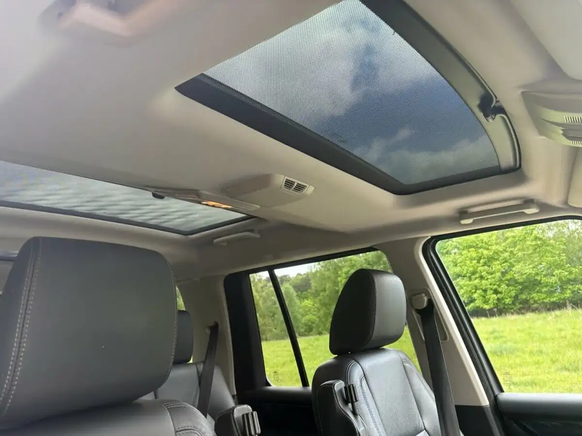 2015-land-rover-discovery-4-30-sd-v6-hse-big-12