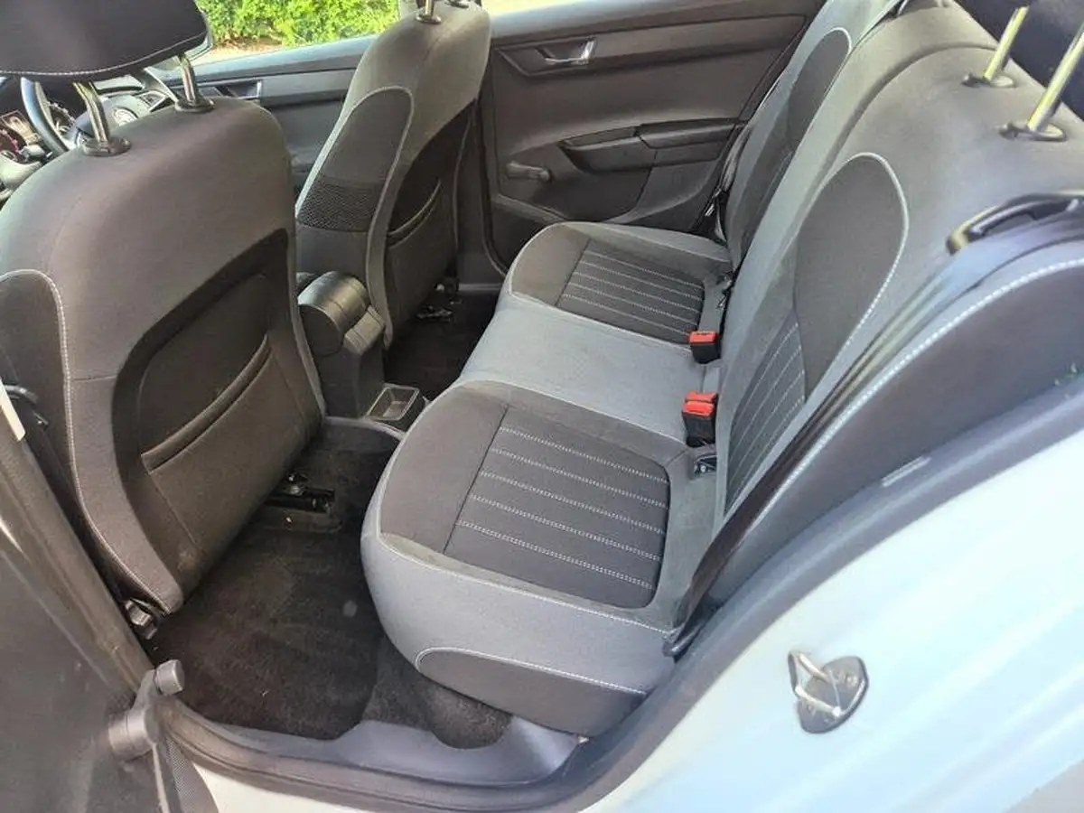 2019-skoda-fabia-10-tsi-se-l-95ps-ss-hatchback-big-14