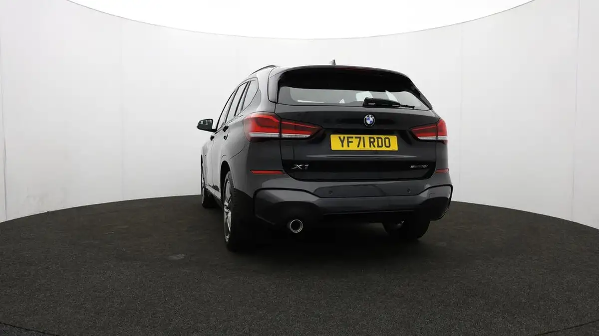 2021-bmw-x1-15-sdrive18i-m-sport-tech-pack-ii-dct-big-27