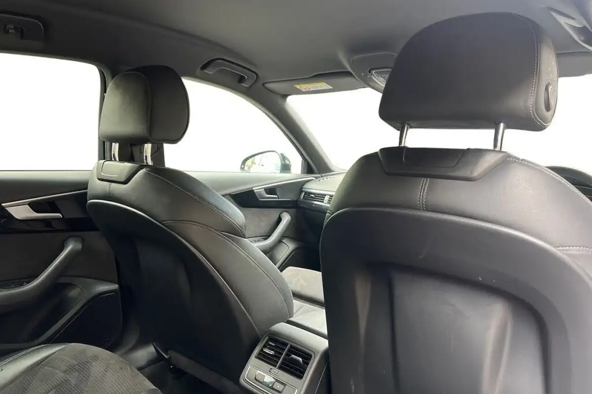 2017-audi-a4-20-tdi-quattro-black-edition-big-9