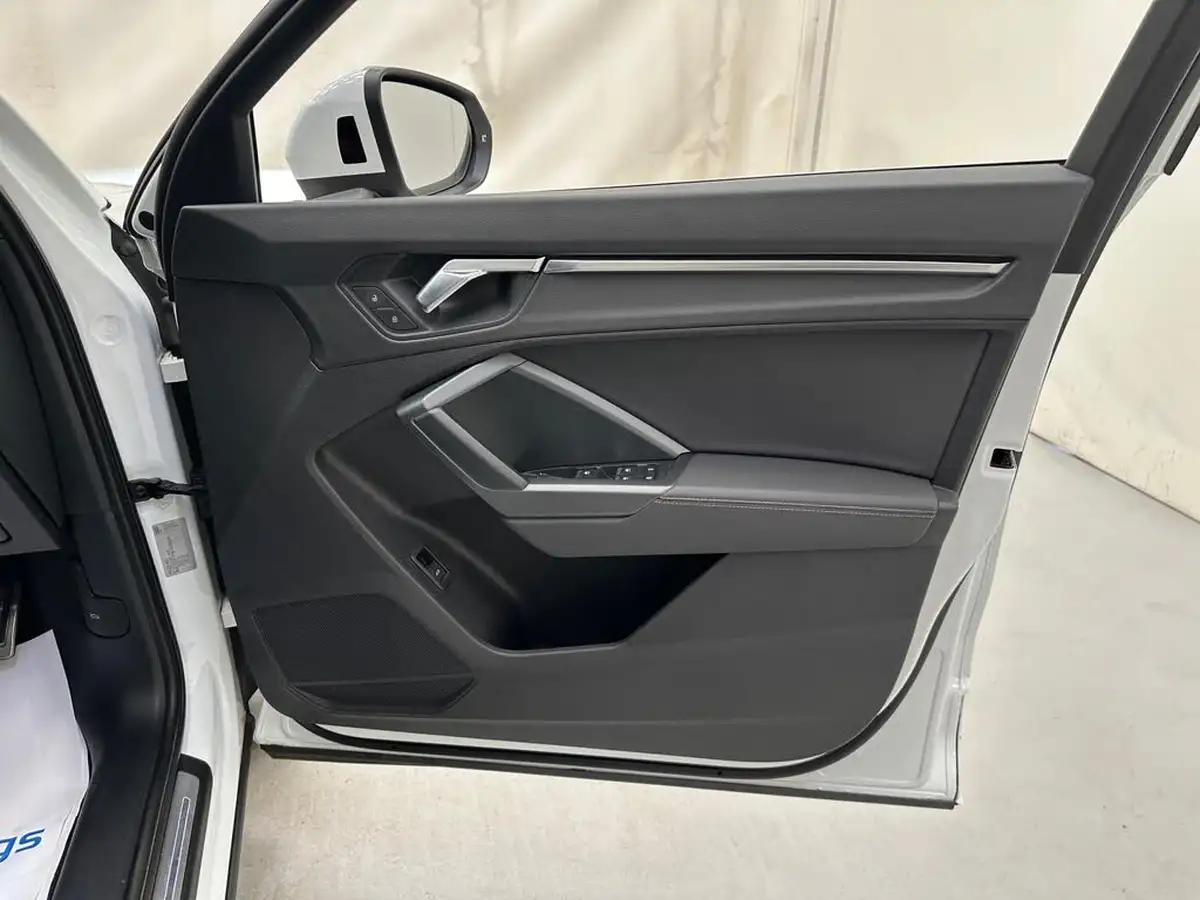 2021-audi-q3-15-35-tfsi-s-line-cod-station-wagon-big-11