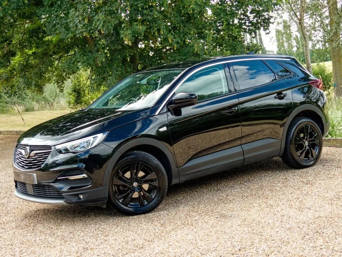2021-vauxhall-grandland-x-12-sri-nav-auto-big-4