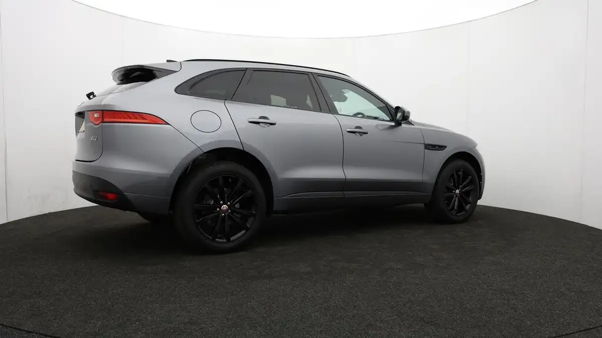 2020-jaguar-f-pace-20-i4d-chequered-flag-180ps-big-30