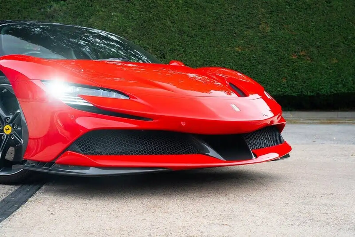 2023-ferrari-sf90-40t-v8-f1-dct-ss-4wd-big-22