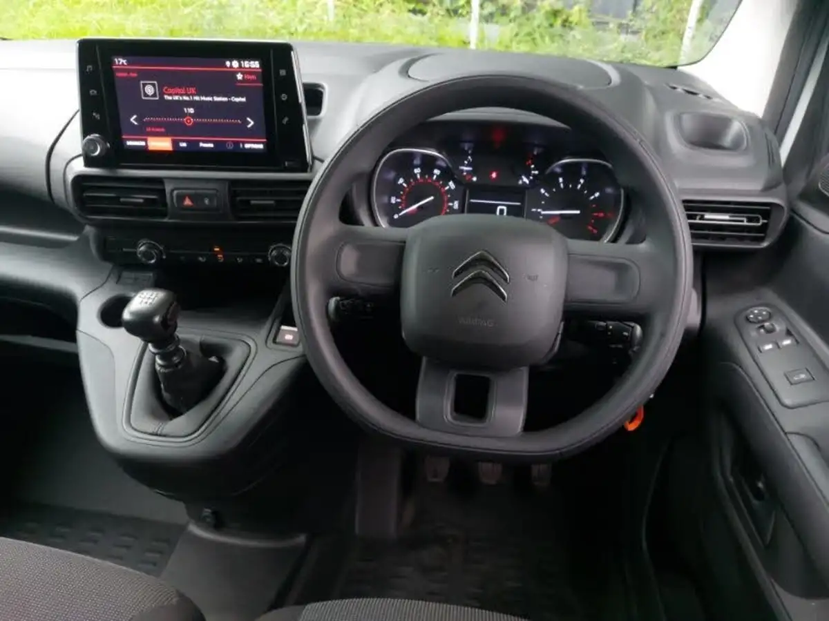 2024-citroen-berlingo-15-bluehdi-1000-enterprise-edition-100pseu6d-big-6