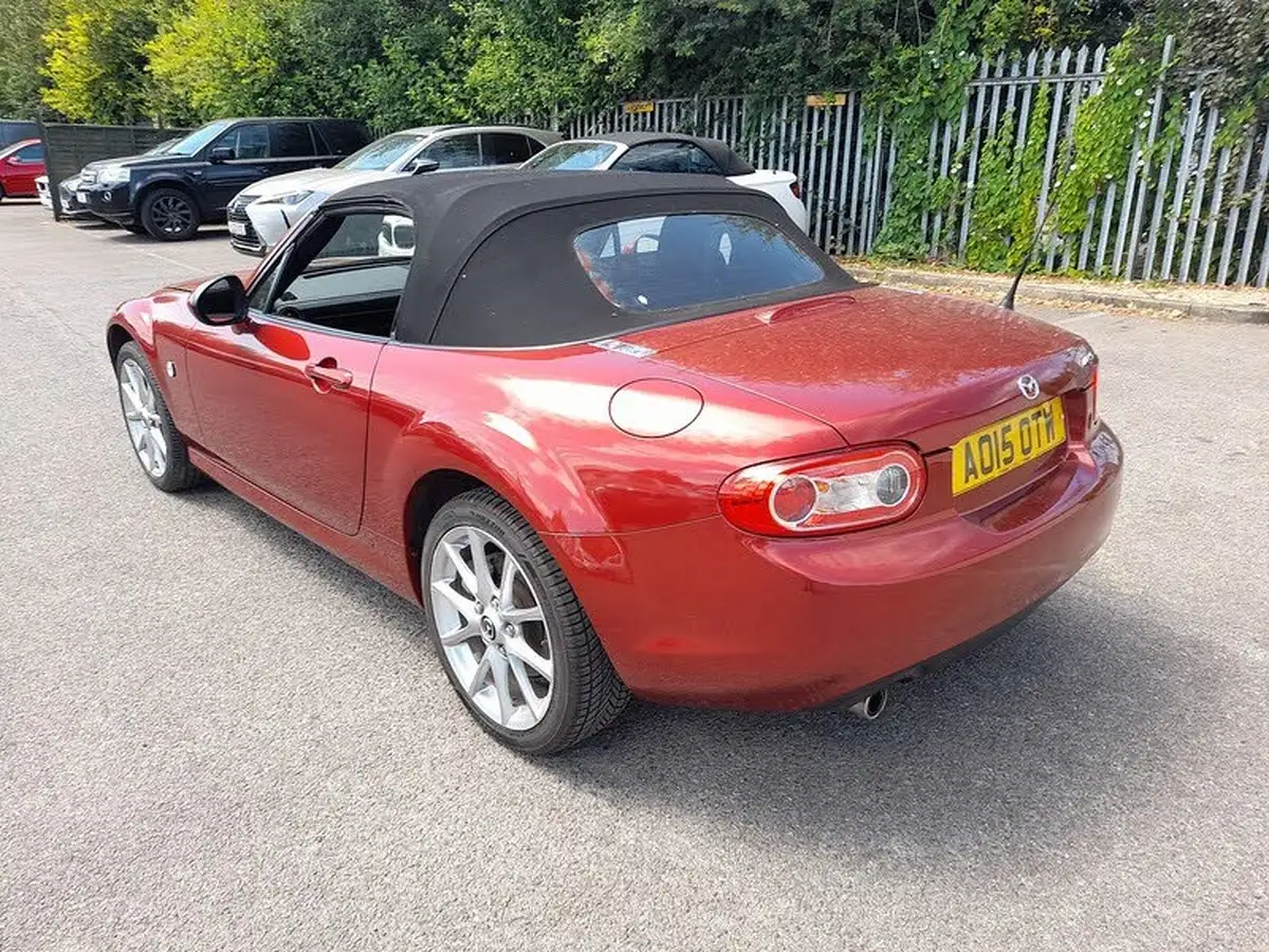 2015-mazda-mx-5-18-se-air-con-big-4
