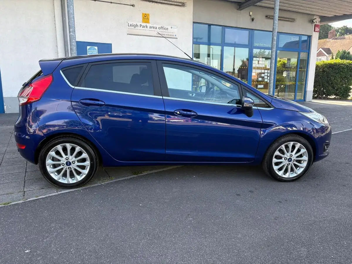 2017-ford-fiesta-10t-titanium-x-125ps-ss-5d-big-3