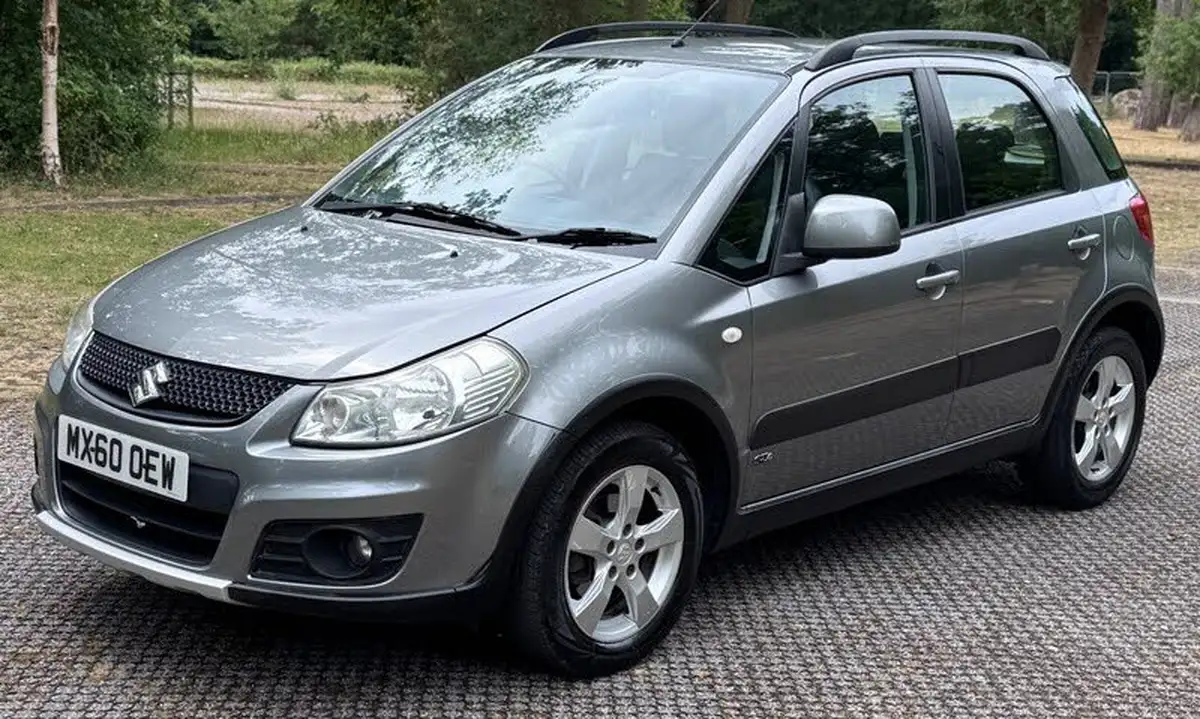 2010-suzuki-sx4-16-sz4-hatchback-5d-auto-big-12
