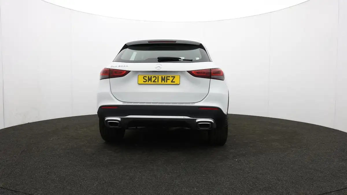 2021-mercedes-benz-gla-class-20d-gla-200d-sport-big-60