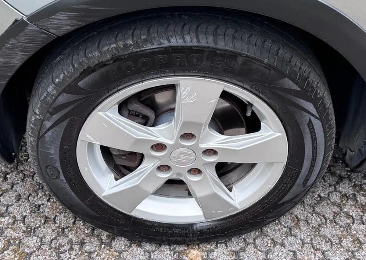 2010-suzuki-sx4-16-sz4-hatchback-5d-auto-big-36