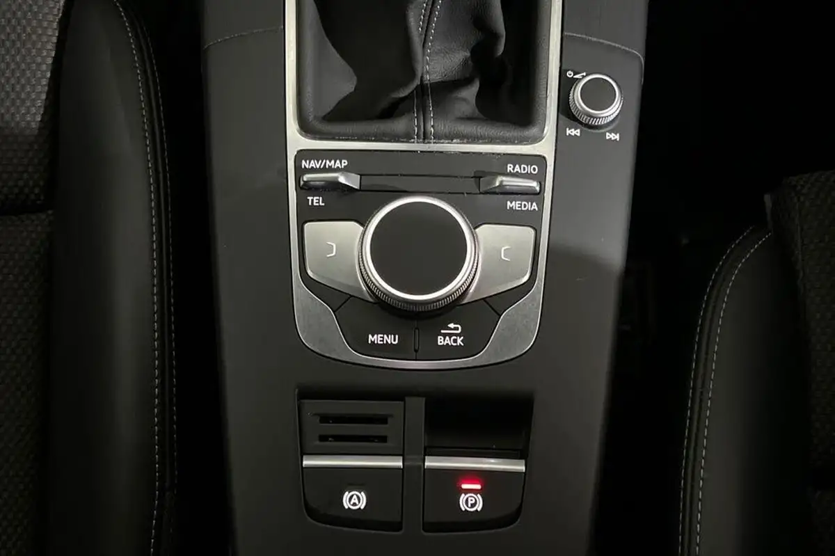 2018-audi-a3-15-tfsi-s-line-sportback-5d-big-36