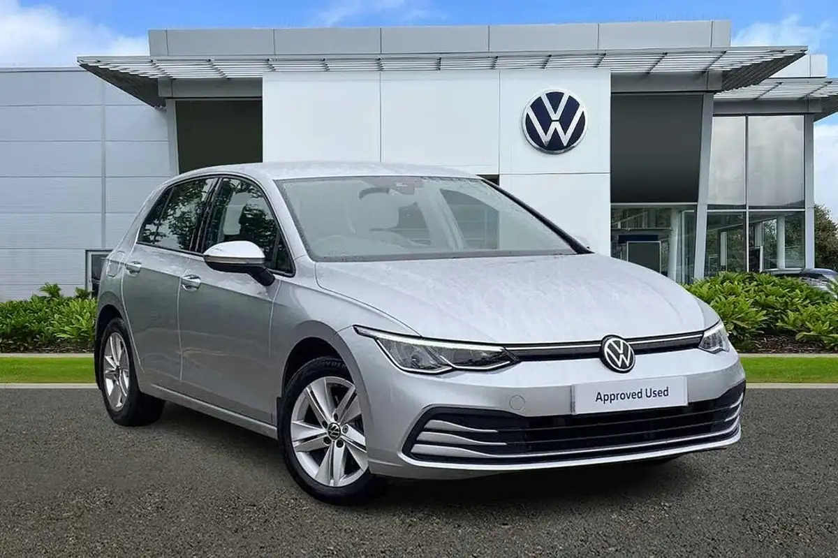 2021-volkswagen-golf-15-etsi-life-150ps-hatchback-big-0