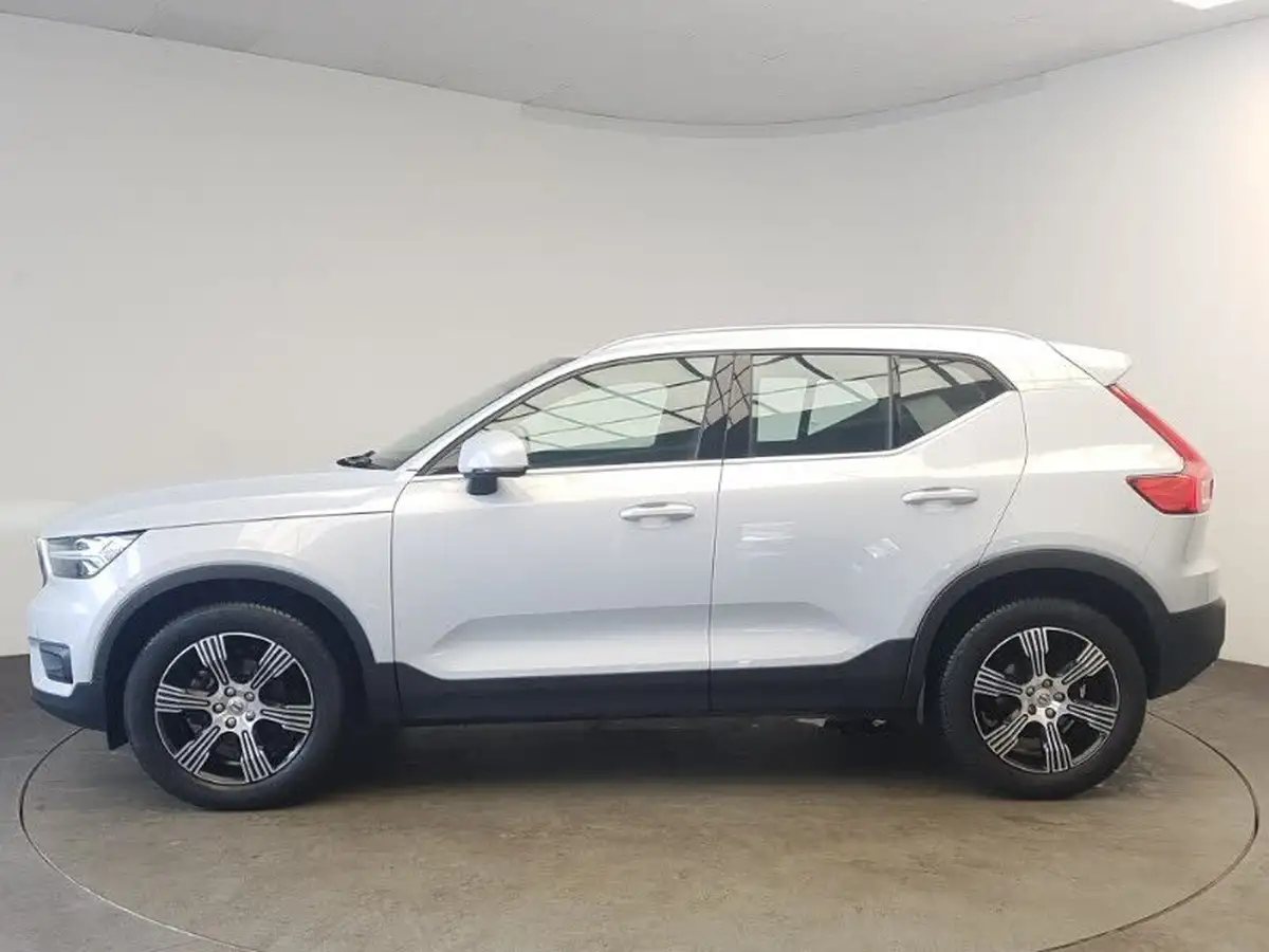2020-volvo-xc40-15-t3-inscription-big-3