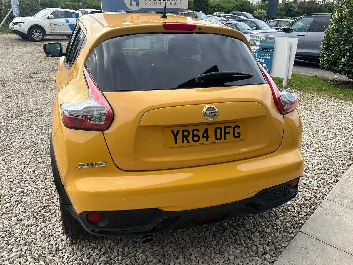 2014-nissan-juke-16-tekna-190ps-4x4-1618cc-xtronic-cvt-big-4