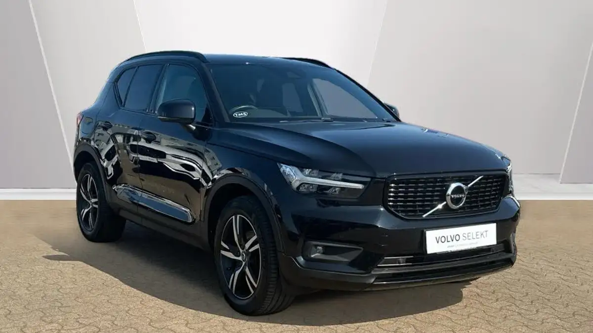 2021-volvo-xc40-15-t3-r-design-161bhp-big-0