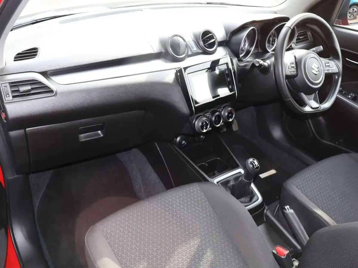 2021-suzuki-swift-12-dualjet-sz5-big-18