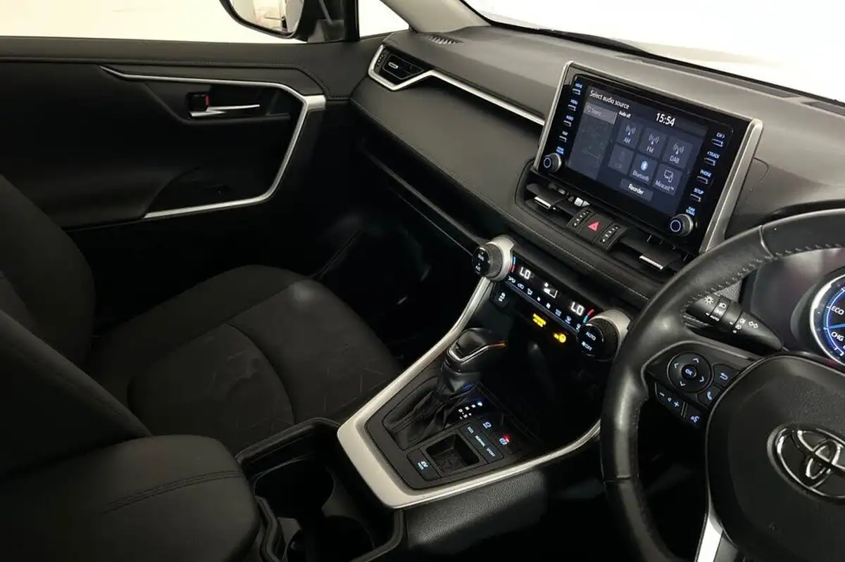 2021-toyota-rav4-25-vvt-i-design-215bhp-big-19