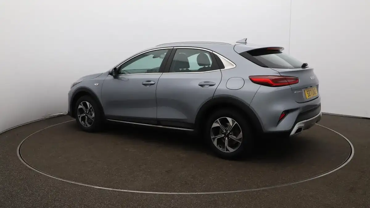 2022-kia-xceed-10-t-gdi-2-big-36