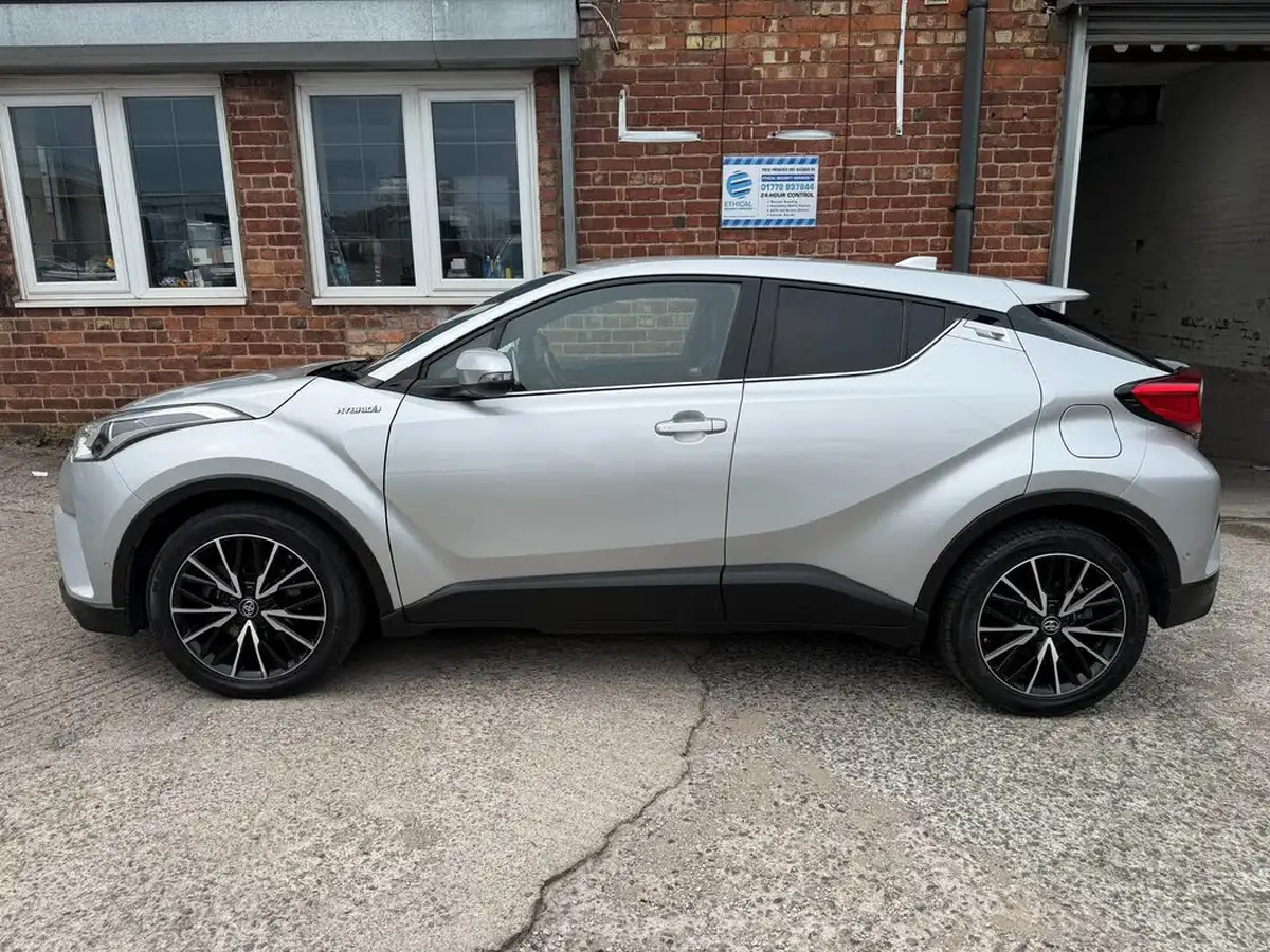 2018-toyota-c-hr-18-vvt-i-excel-big-3