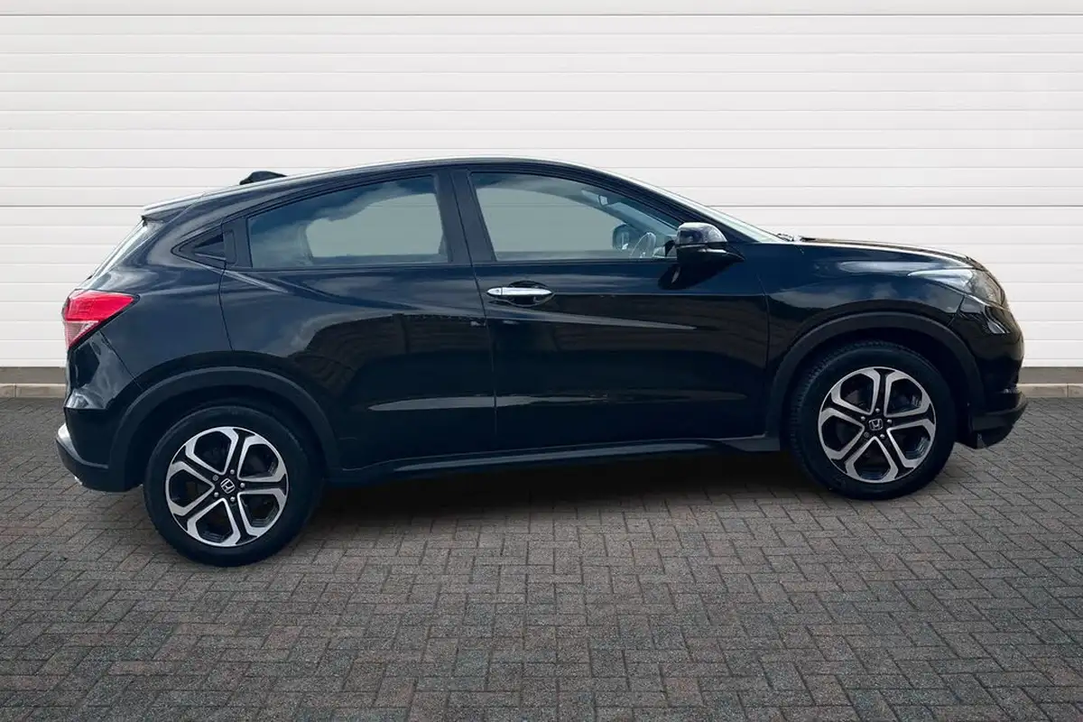 2018-honda-hr-v-16-i-dtec-se-navi-big-14