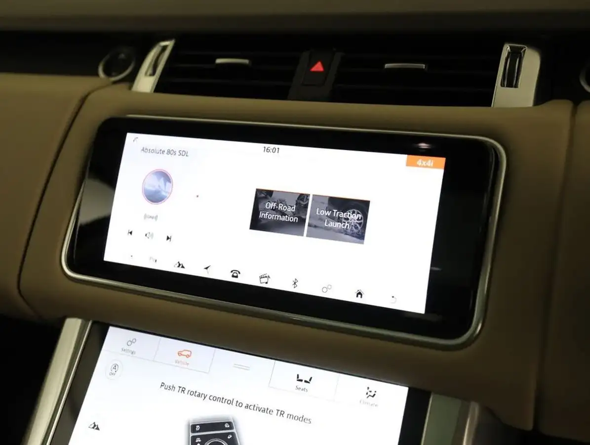 2020-land-rover-range-rover-sport-20-p400e-hse-big-46