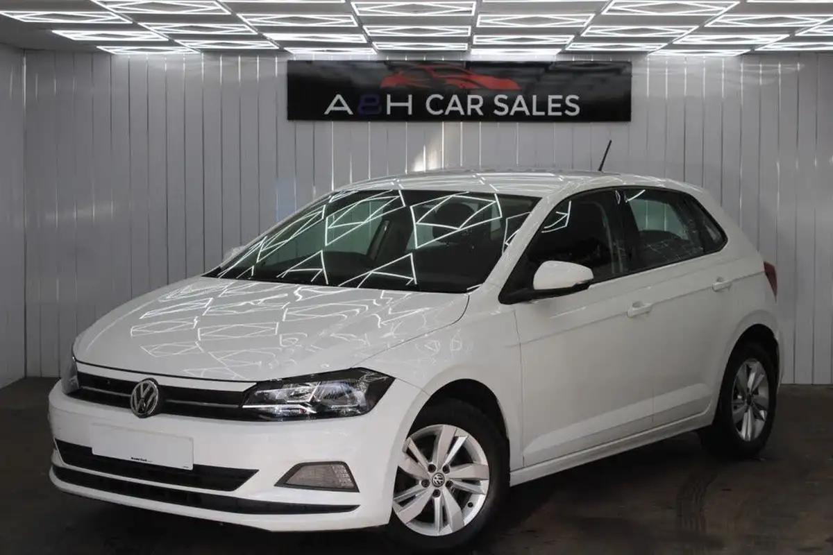 2018-volkswagen-polo-10-se-65ps-evo-big-0