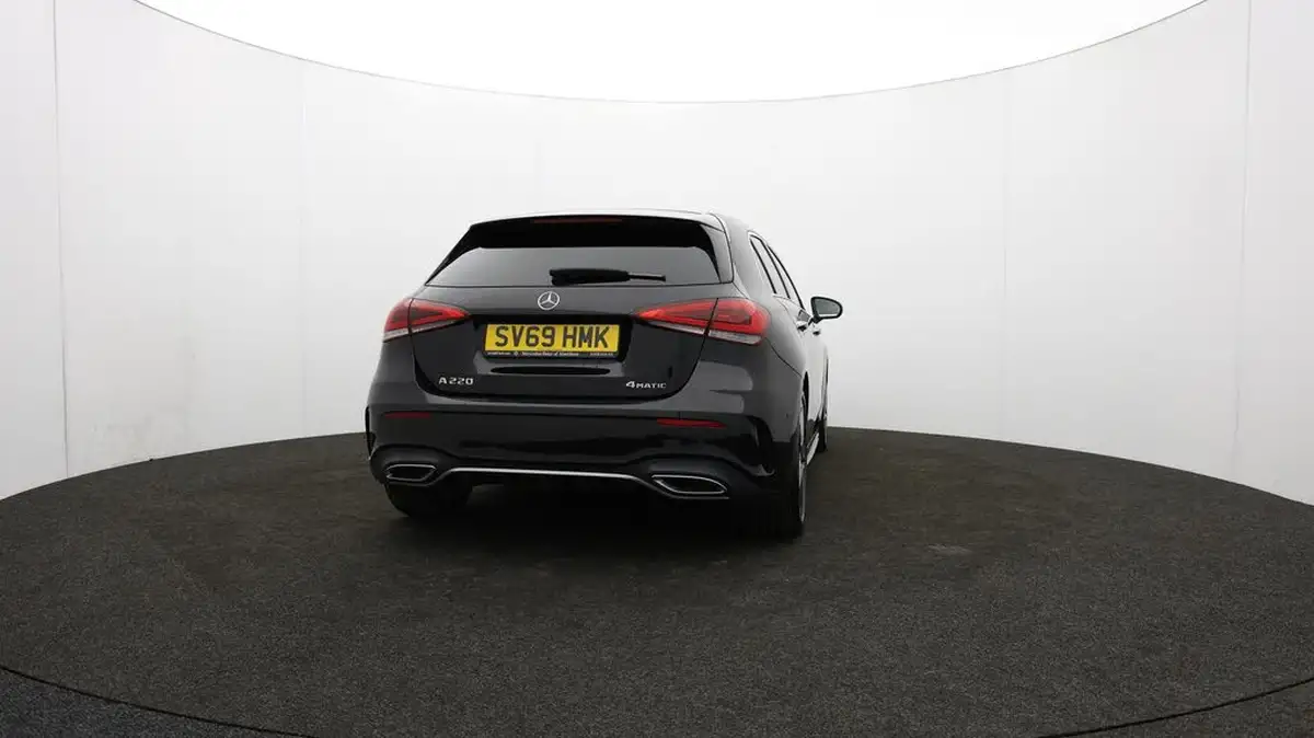 2019-mercedes-benz-a-class-20-a220-amg-line-premium-plus-hatchback-5d-4matic-big-79