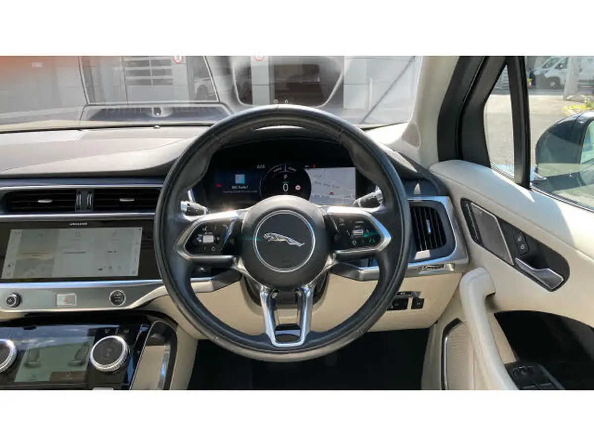2020-jaguar-i-pace-ev400-hse-big-14