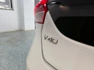 2016-volvo-v40-20-t2-r-design-small-8