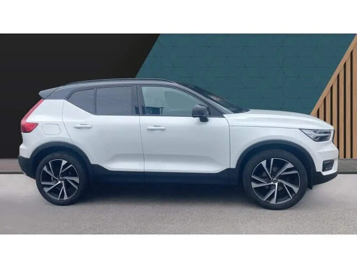 2018-volvo-xc40-15-t3-r-design-pro-big-4