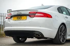 2015-jaguar-xf-22td-r-sport-black-saloon-4d-small-33