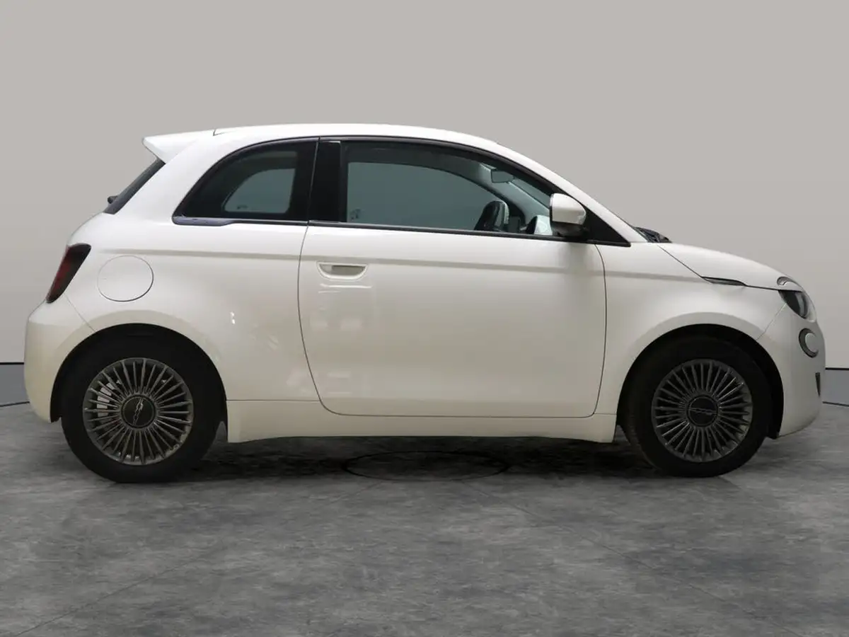 2022-fiat-500-e-icon-117bhp-big-10