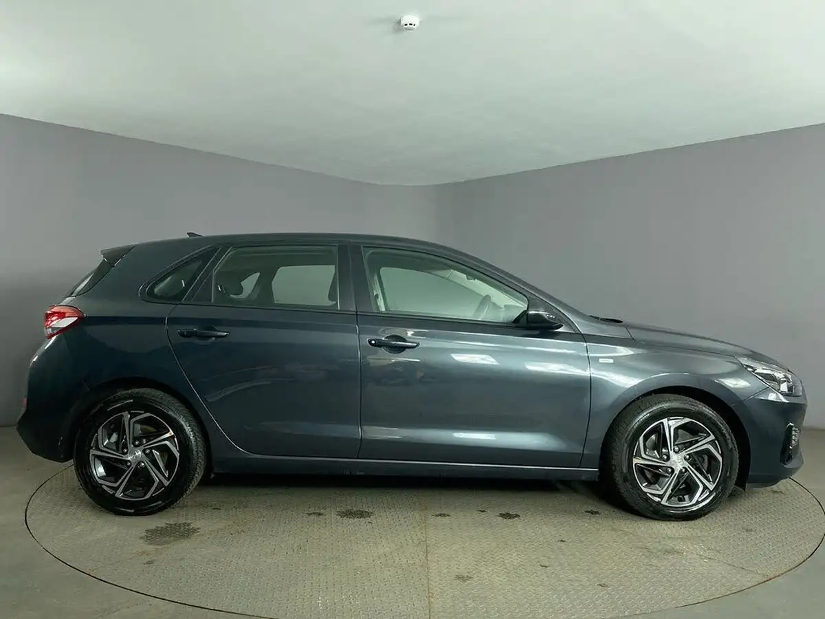 2023-hyundai-i30-10-t-gdi-se-connect-hatchback-dct-big-16