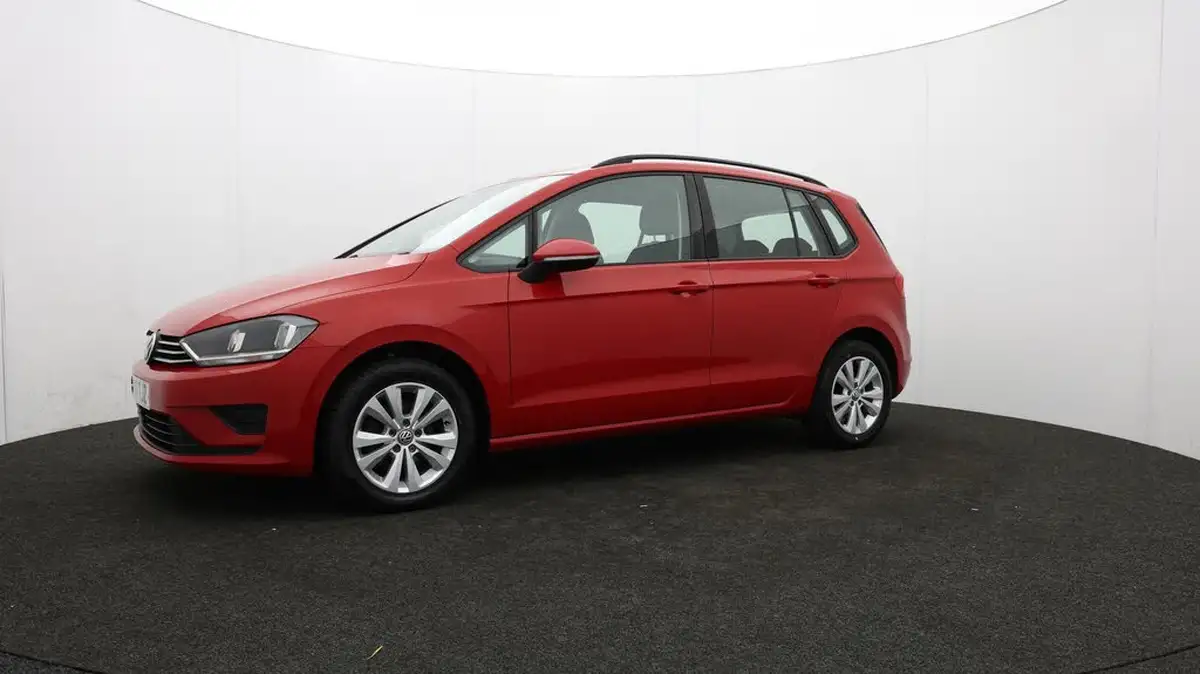 2017-volkswagen-golf-sv-16tdi-se-110ps-bmtss-big-64