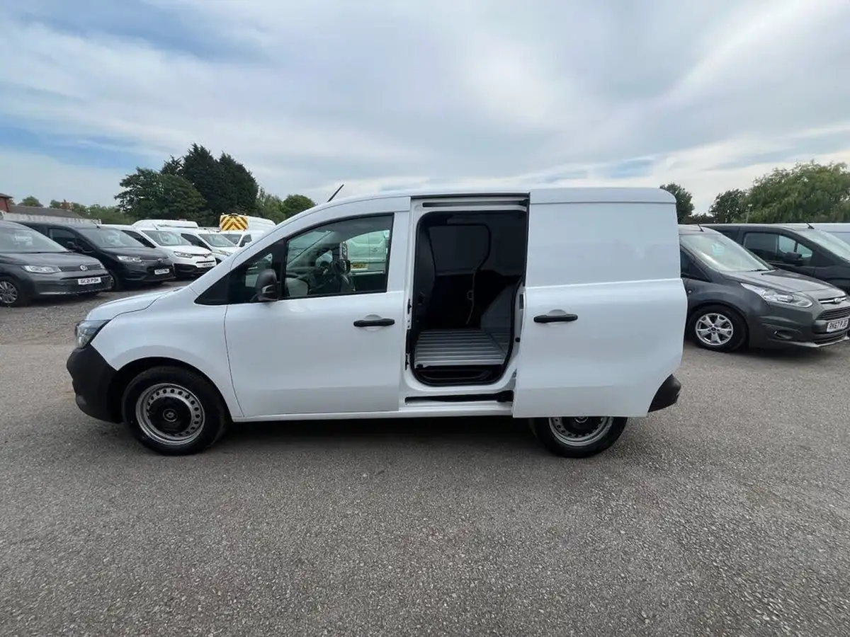 2023-renault-kangoo-15dci-ml19-95-start-big-5