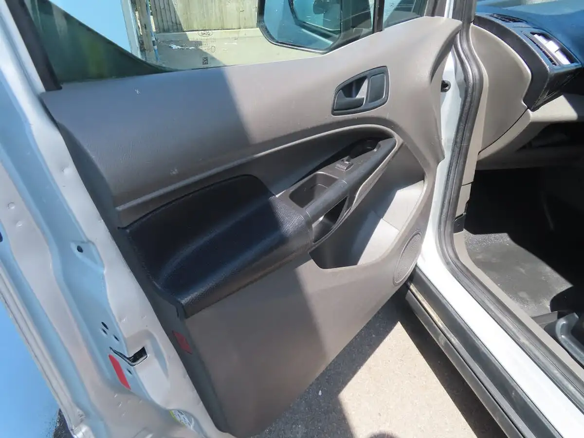 2020-ford-transit-connect-big-49