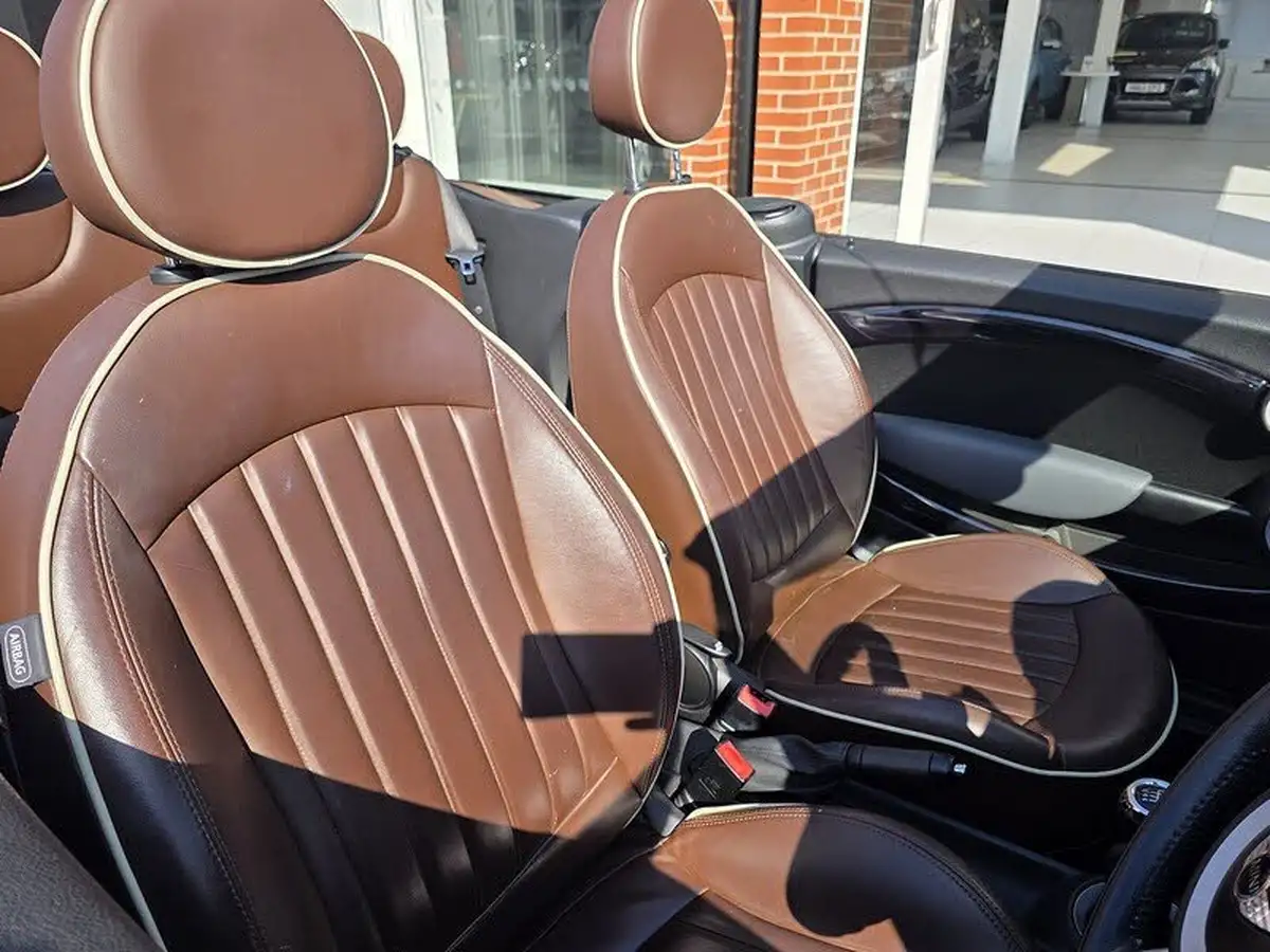 2010-mini-cooper-16-cooper-120bhp-convertible-2d-big-18