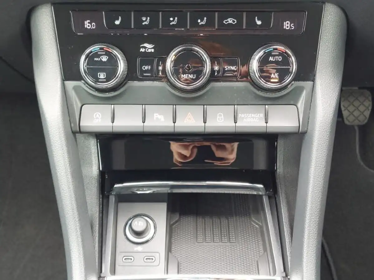 2024-skoda-karoq-10-tsi-se-l-edition-big-15
