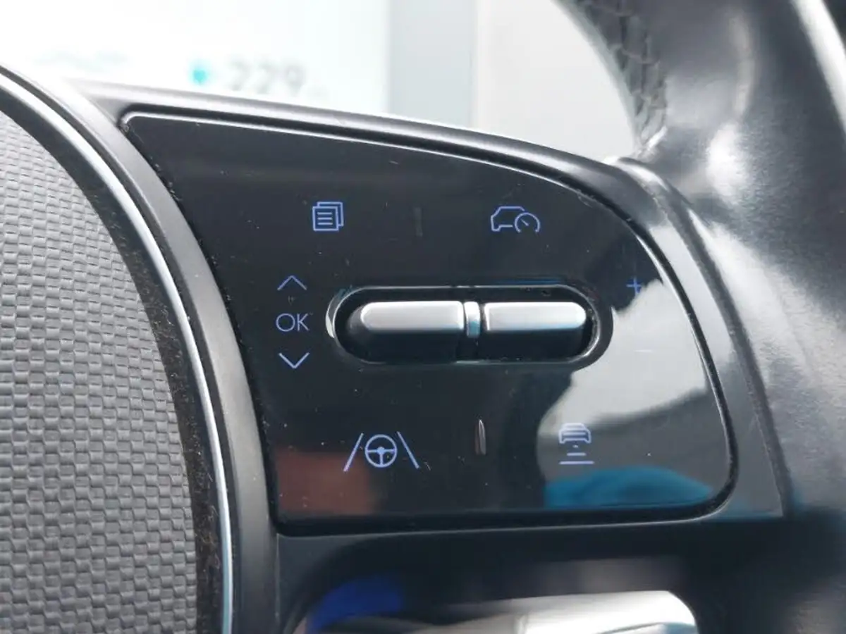 2021-hyundai-ioniq-5-e-premium-217ps-73kwh-rwd-big-12
