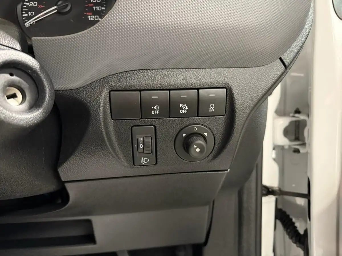 2017-citroen-berlingo-16td-l1625-enterprise-special-edition-16bluehdi-75eu6-panel-big-30