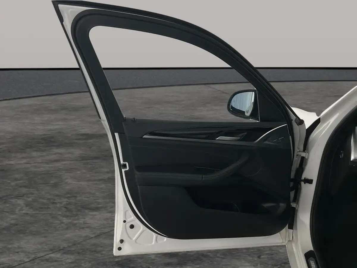 2021-bmw-ix3-e-m-sport-big-18