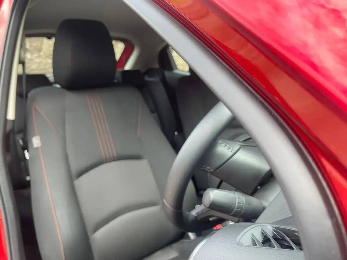 2023-mazda-mazda2-15-e-skyactiv-g-homura-big-6
