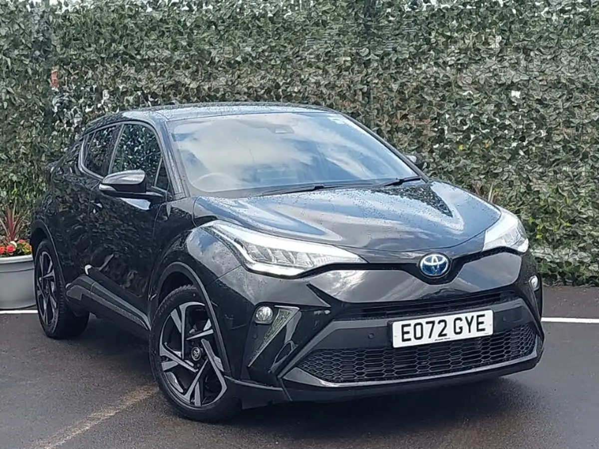 2022-toyota-c-hr-18-vvt-i-design-big-0
